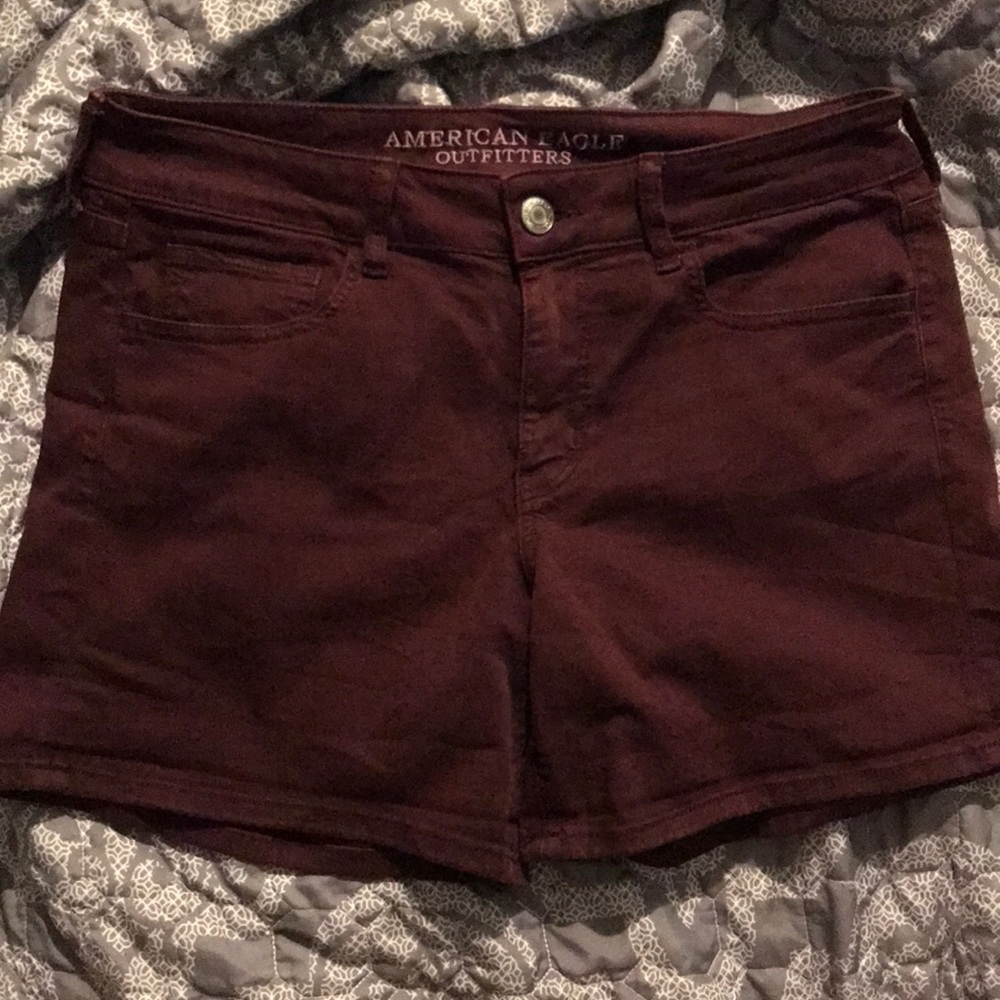 Maroon American eagle midi shorts